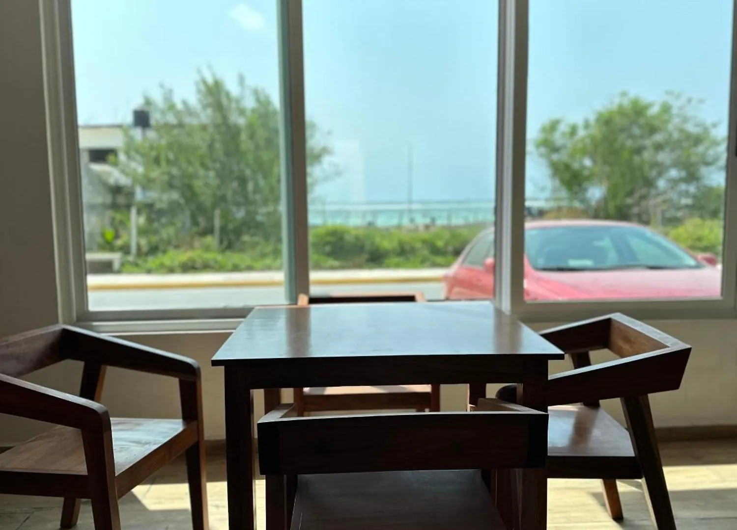 Oneiro Suites With Sea View Махауаль
